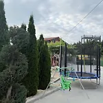 за гости Dream Kŭrdzhali