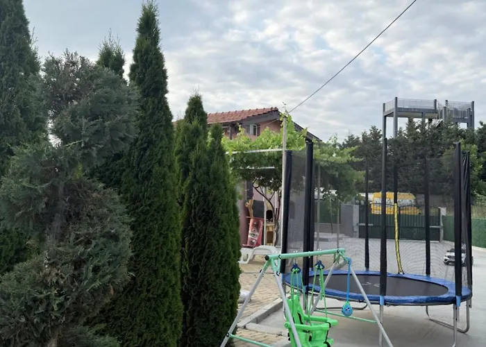 за гости Dream Kŭrdzhali